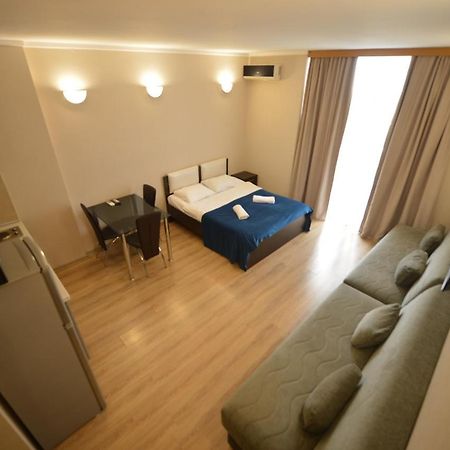 Orbi Apartament Apartment Angisa Exterior photo